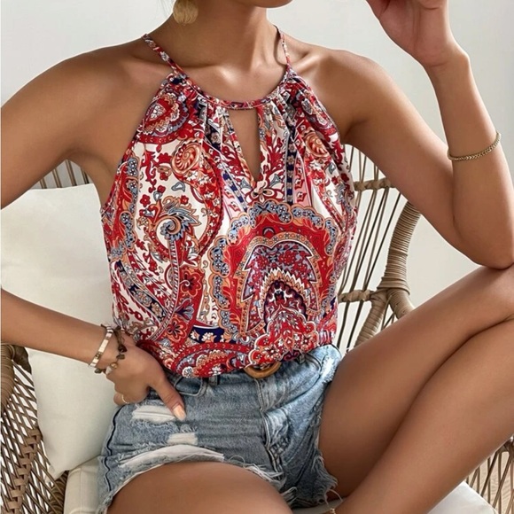 Boho paisley floral print halter - Picture 2 of 7